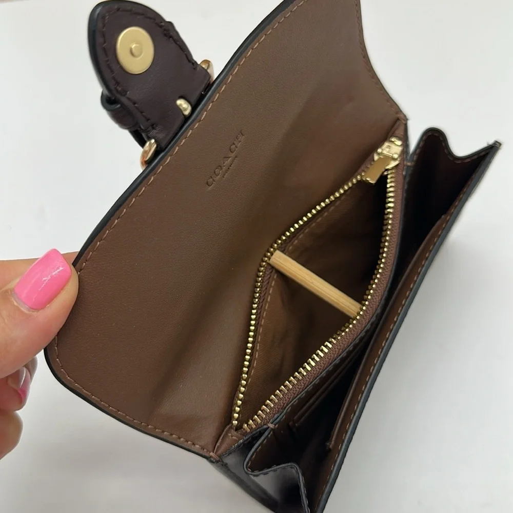 Coach C7374 Kleo Wallet In Signature Canvas Gold Khaki Multi NWT